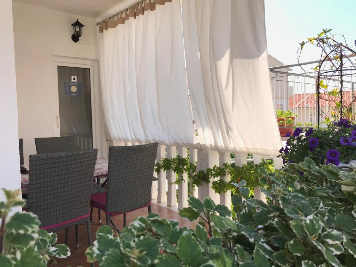 Apartments - Rooms Vesna Primošten المظهر الخارجي الصورة