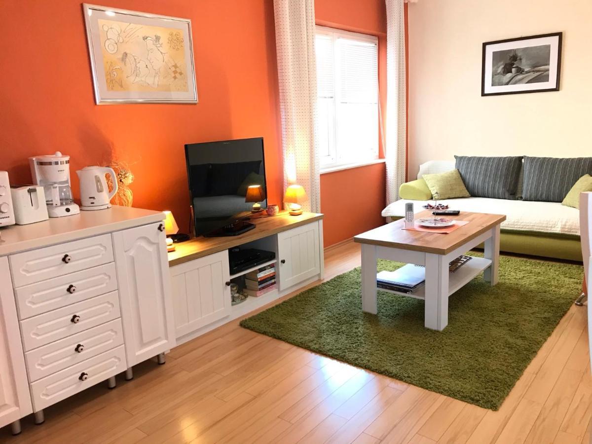 Apartments - Rooms Vesna Primošten المظهر الخارجي الصورة