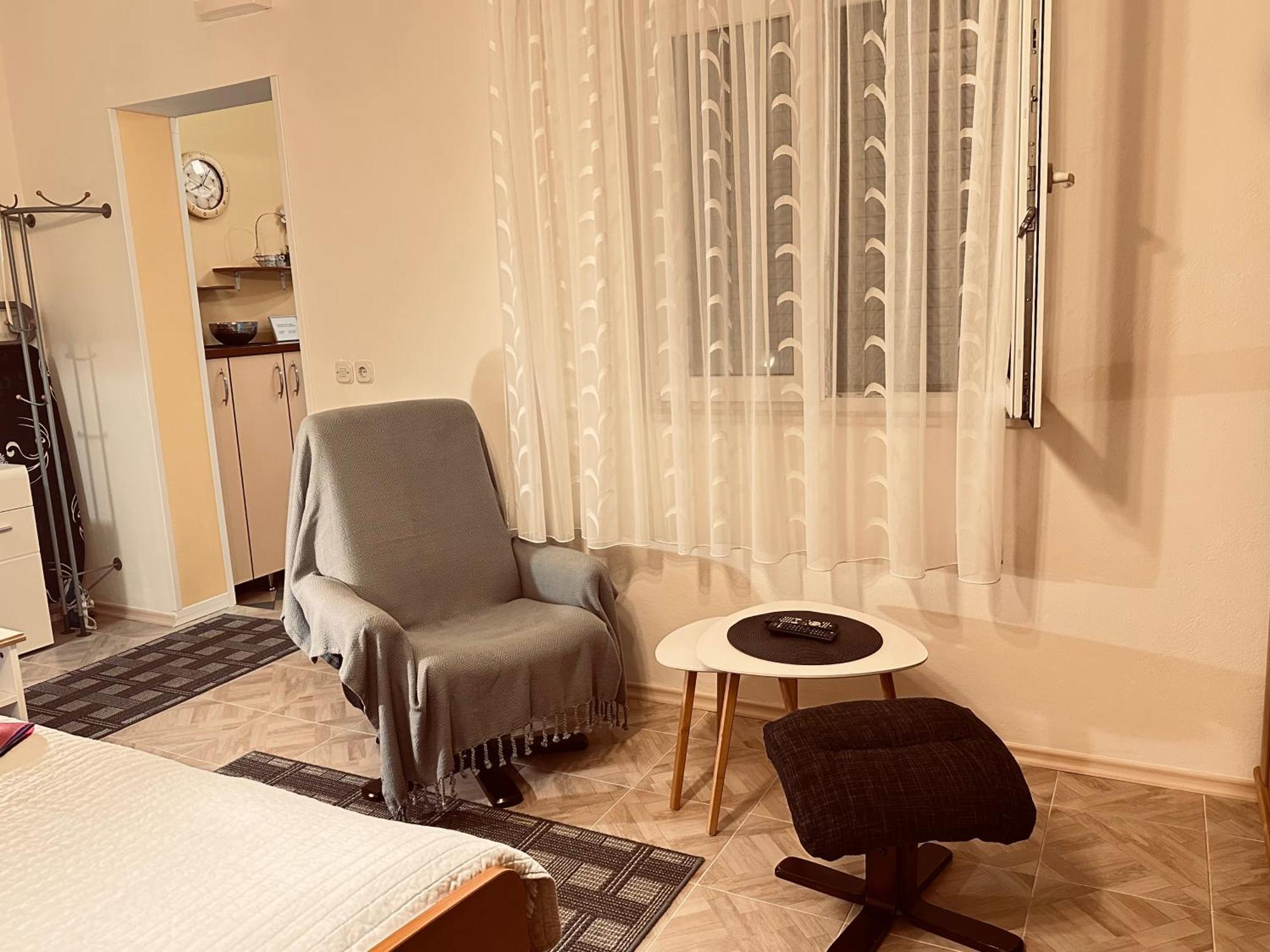 Apartments - Rooms Vesna Primošten المظهر الخارجي الصورة