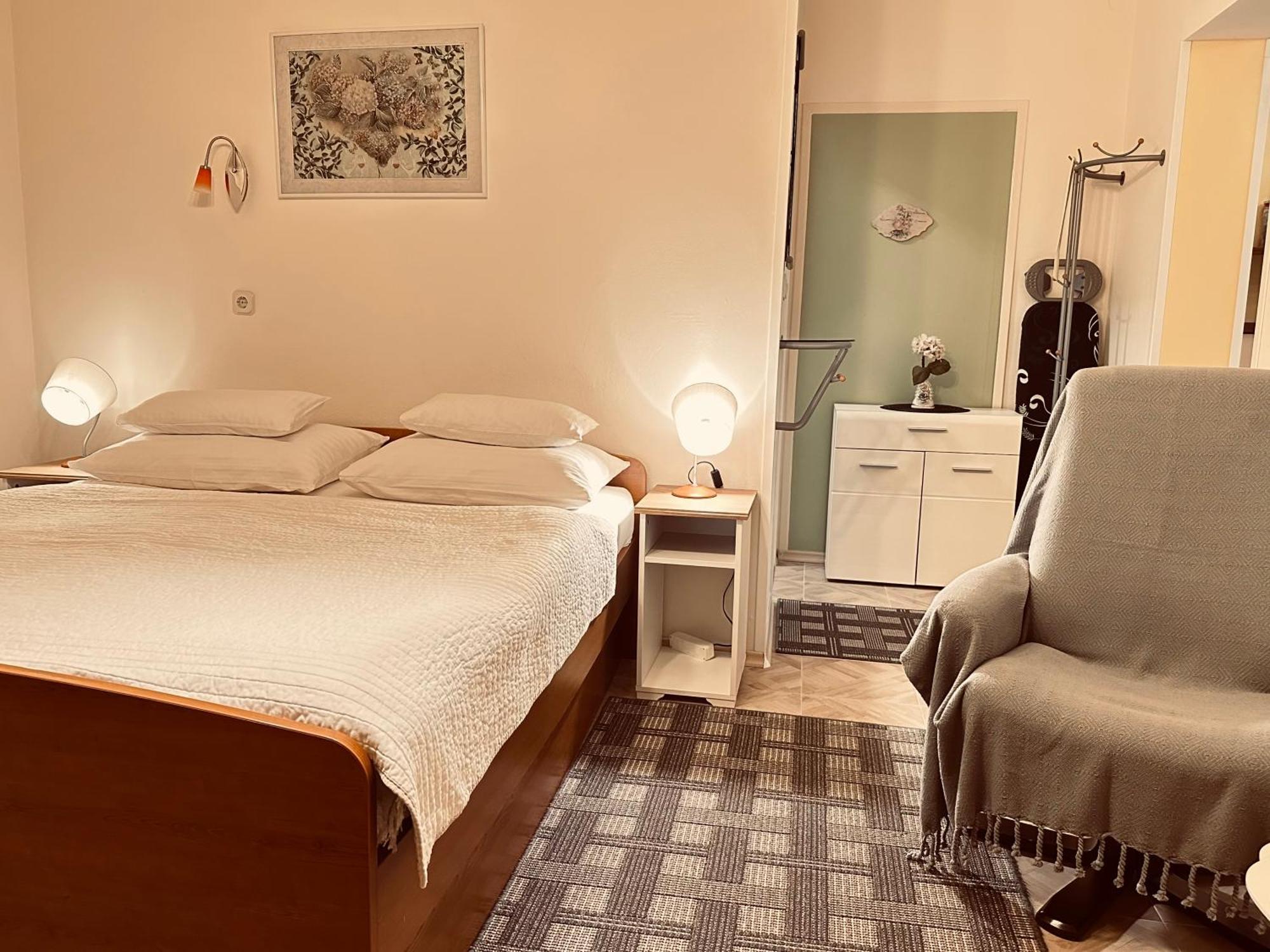 Apartments - Rooms Vesna Primošten المظهر الخارجي الصورة