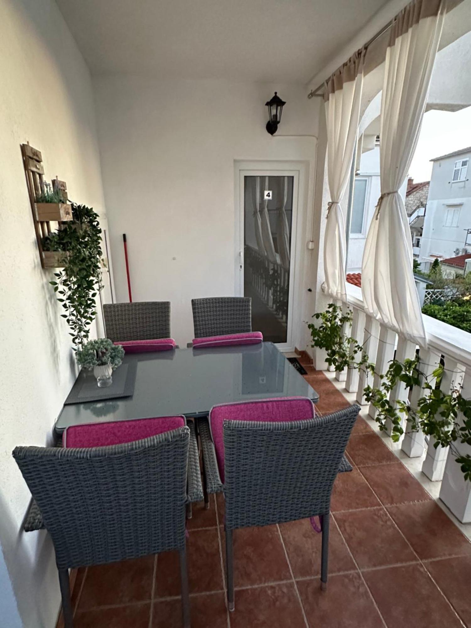Apartments - Rooms Vesna Primošten المظهر الخارجي الصورة