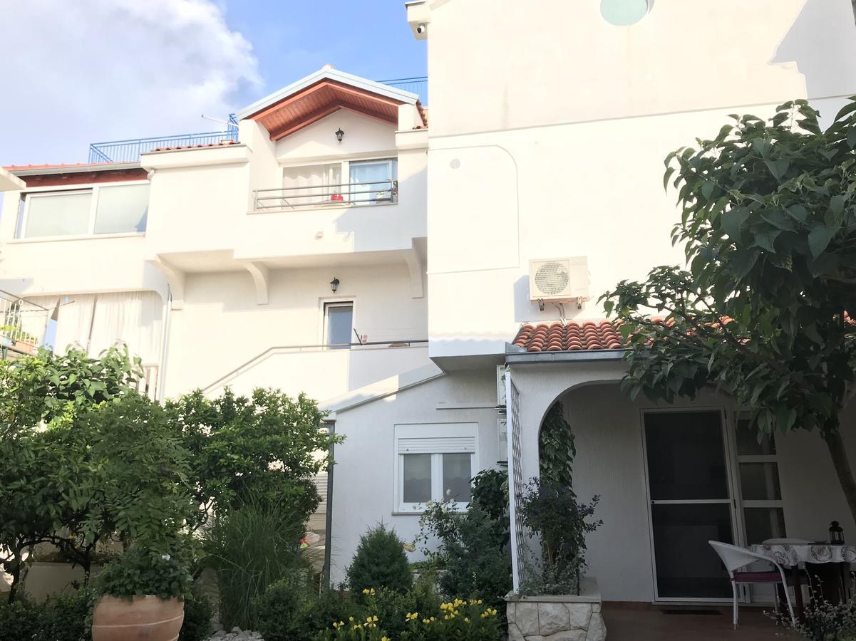 Apartments - Rooms Vesna Primošten المظهر الخارجي الصورة